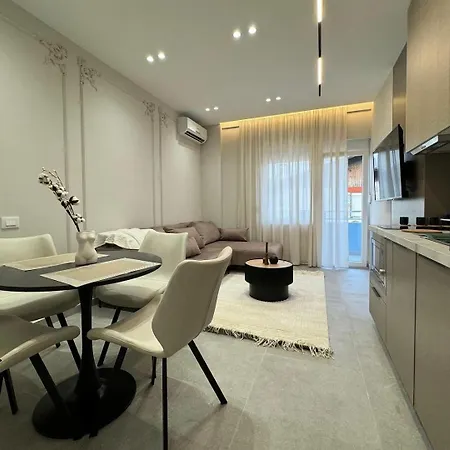 New Bazaar Lejlighed Tirana