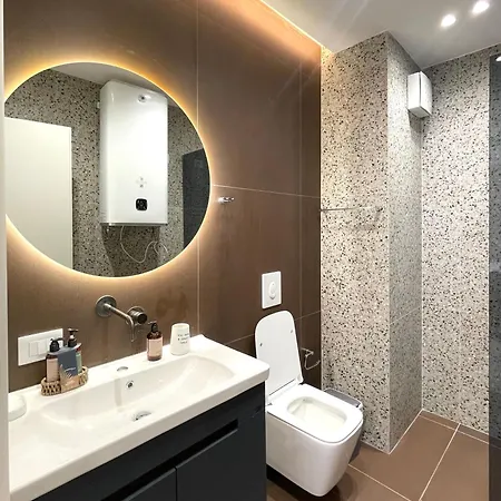 New Bazaar Lejlighed Tirana